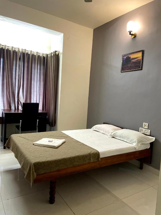 Orkuz Residency Apartment Kochi Exterior foto