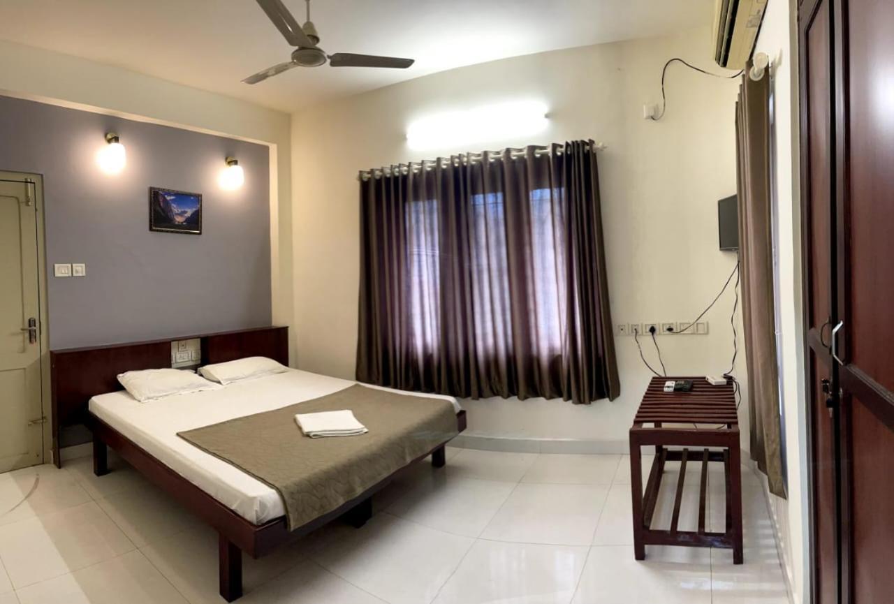 Orkuz Residency Apartment Kochi Exterior foto